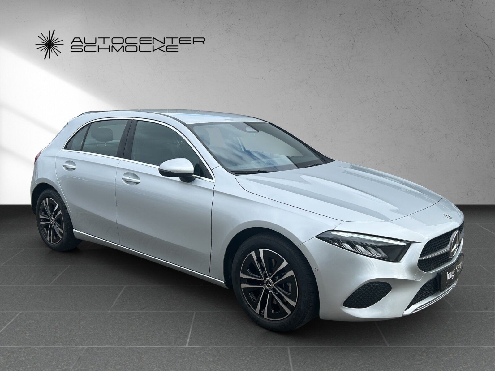 Mercedes-Benz A 200 PROGRESSIVE LINE - Samsaru's Car Outlet