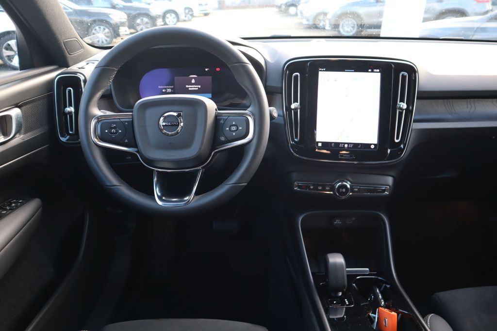 Volvo XC40 Recharge 78 kWh Twin Motor Plus|AHK|NAVI|
