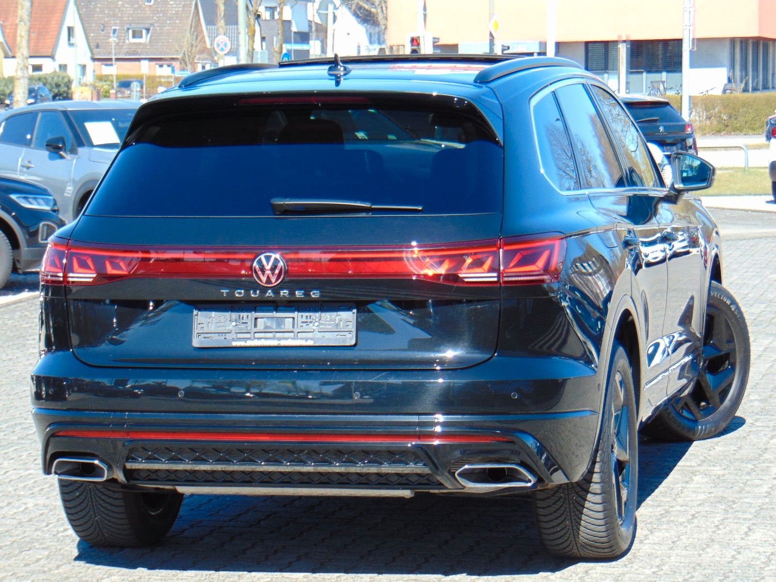 Volkswagen Touareg 3.0 TDI 4Motion R-Line - IQ Light - Pano