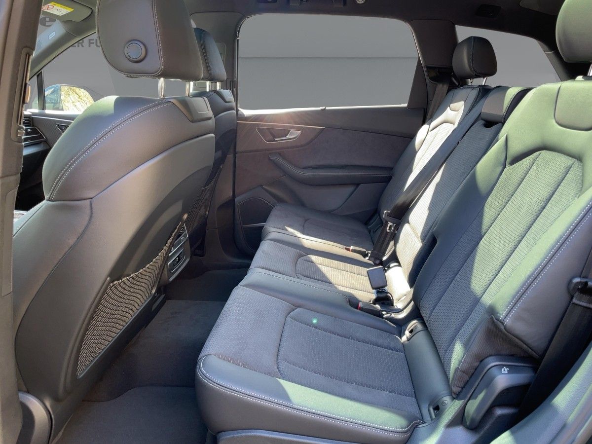 Audi Q7 SUV Sline 55 TFSIe AHK PANO B&O OLED