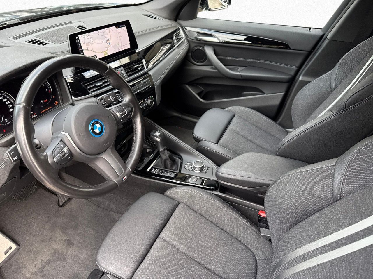 BMW X1 xDrive25e M Sport - Samsaru's Car Outlet