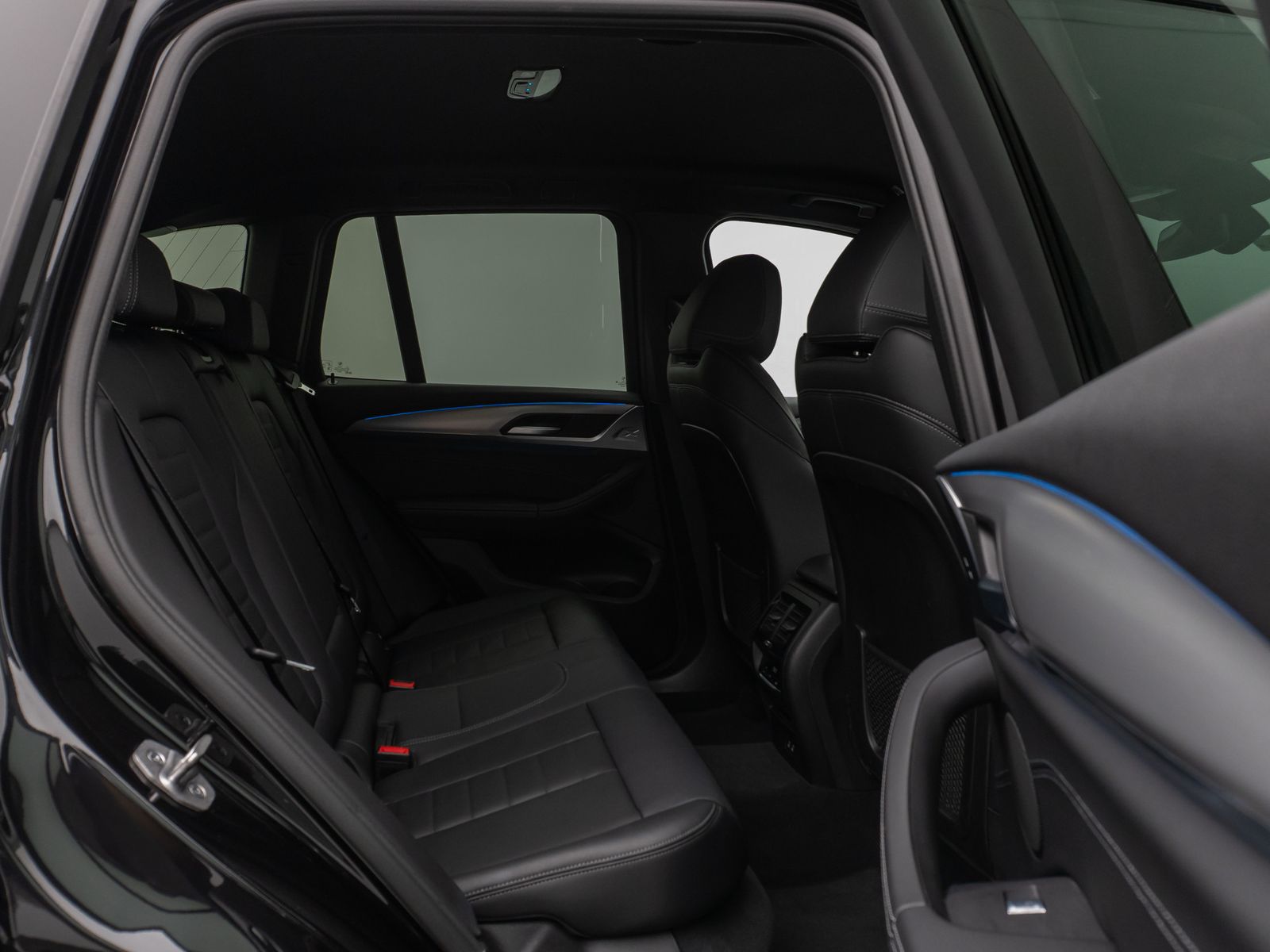 BMW X3 xD30e M Sport - Samsaru's Car Outlet
