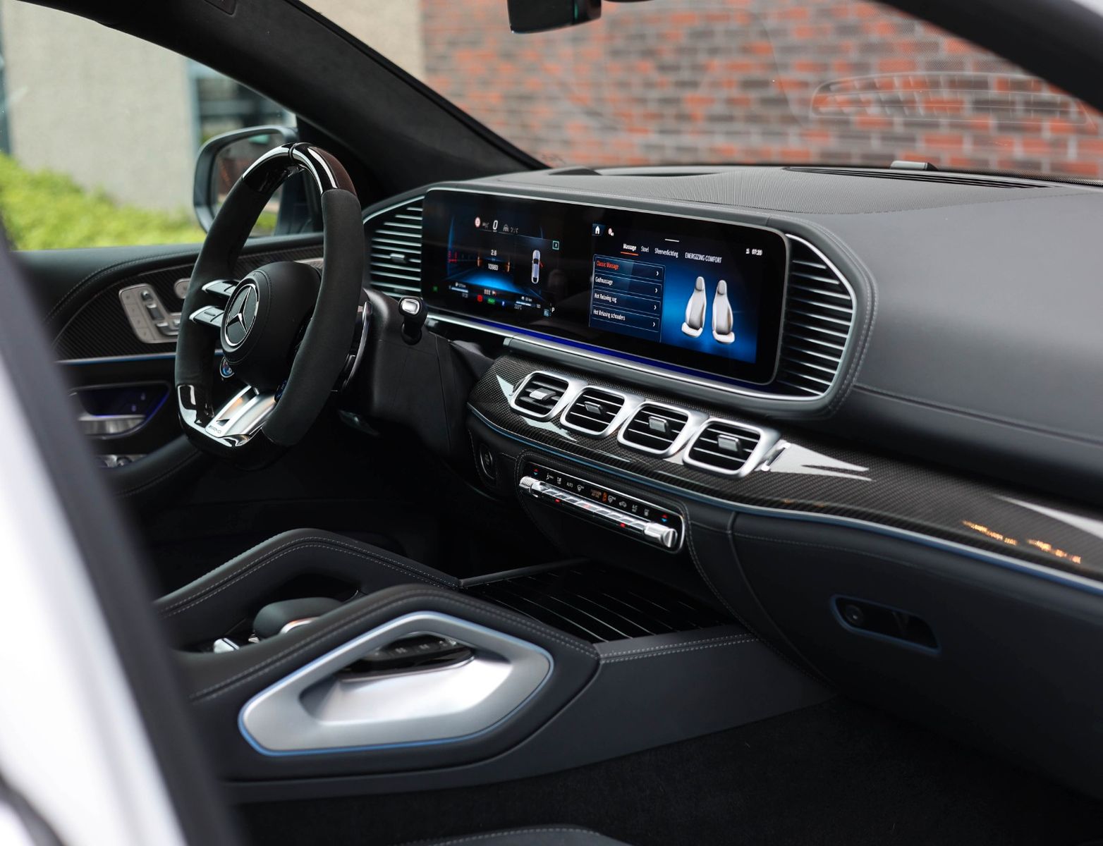 Mercedes-Benz GLE Coupe 53 AMG Hybrid | Opalith - Voll!