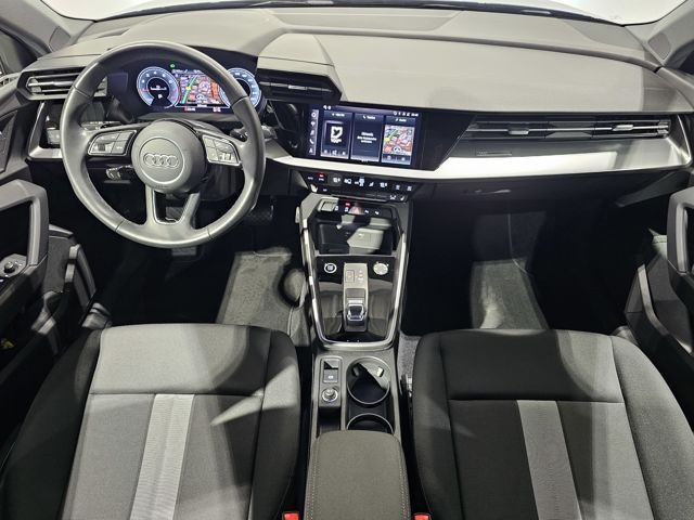 Audi A3 Sportback 30 TFSI Dy-Led Virtual Navi Spur.