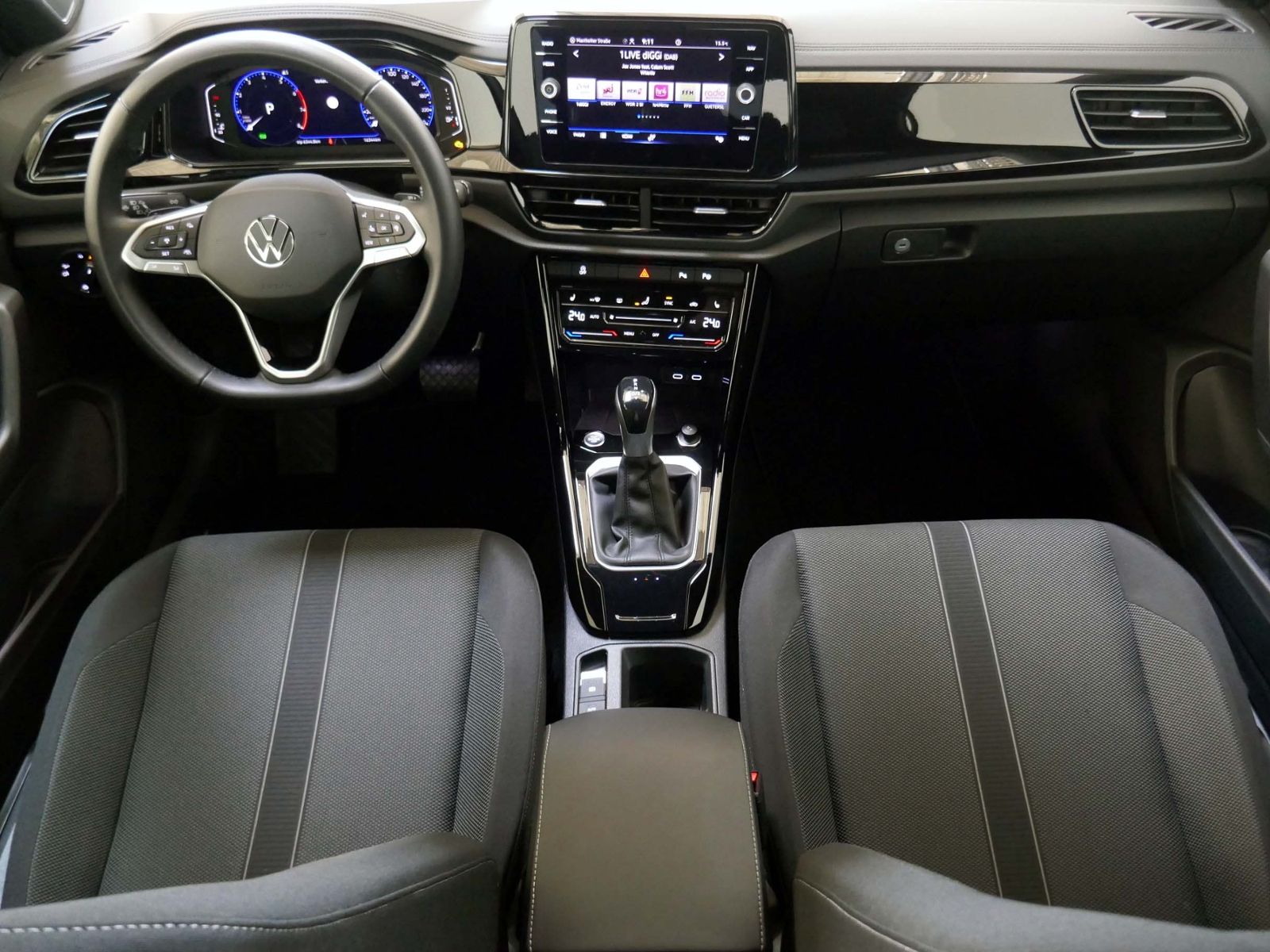 Volkswagen T-Roc Cabriolet Style 1.5 TSI - Samsaru's Car Outlet