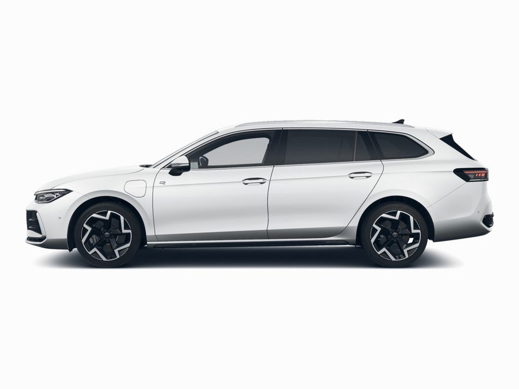 Volkswagen Passat Variant 1.5 eHybrid R-Line +DSG+AHK+
