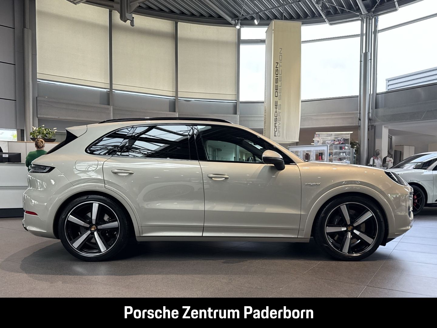 Porsche Cayenne S E-Hybrid Sportabgasanlage Panoramadach