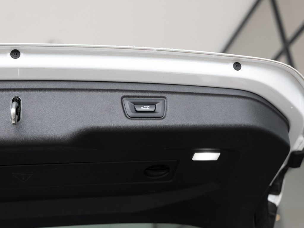 BMW 320e Touring Sport Line - Samsaru's Car Outlet