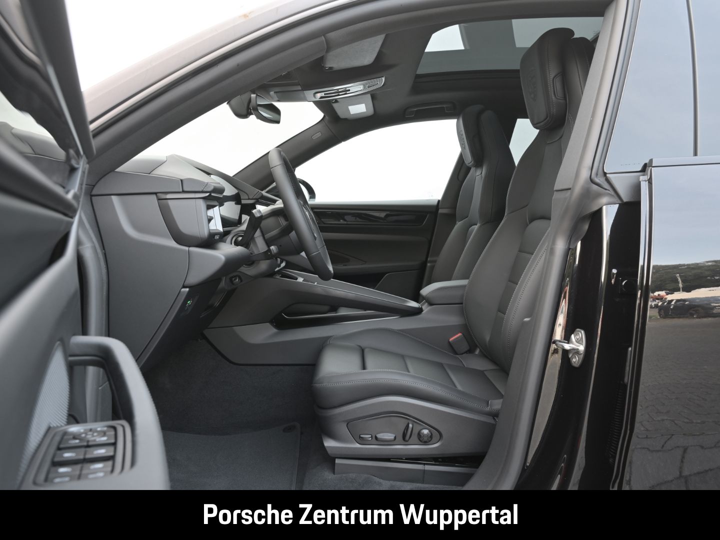 Porsche Macan 4 BOSE Luftfederung Panoramadach InnoDrive