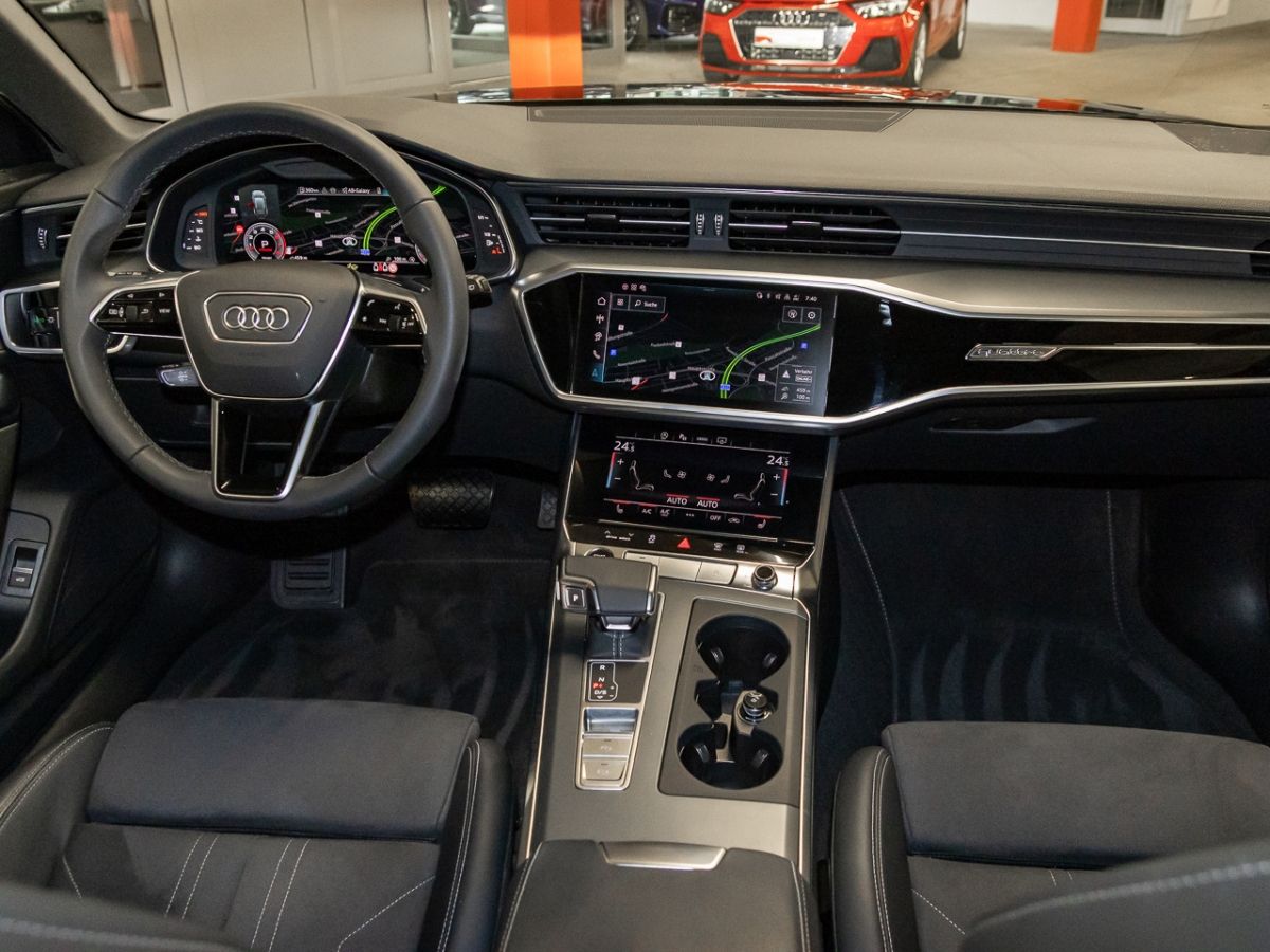 Audi A6 Avant S line 55 TFSI quattro S tronic - Samsaru's Car Outlet