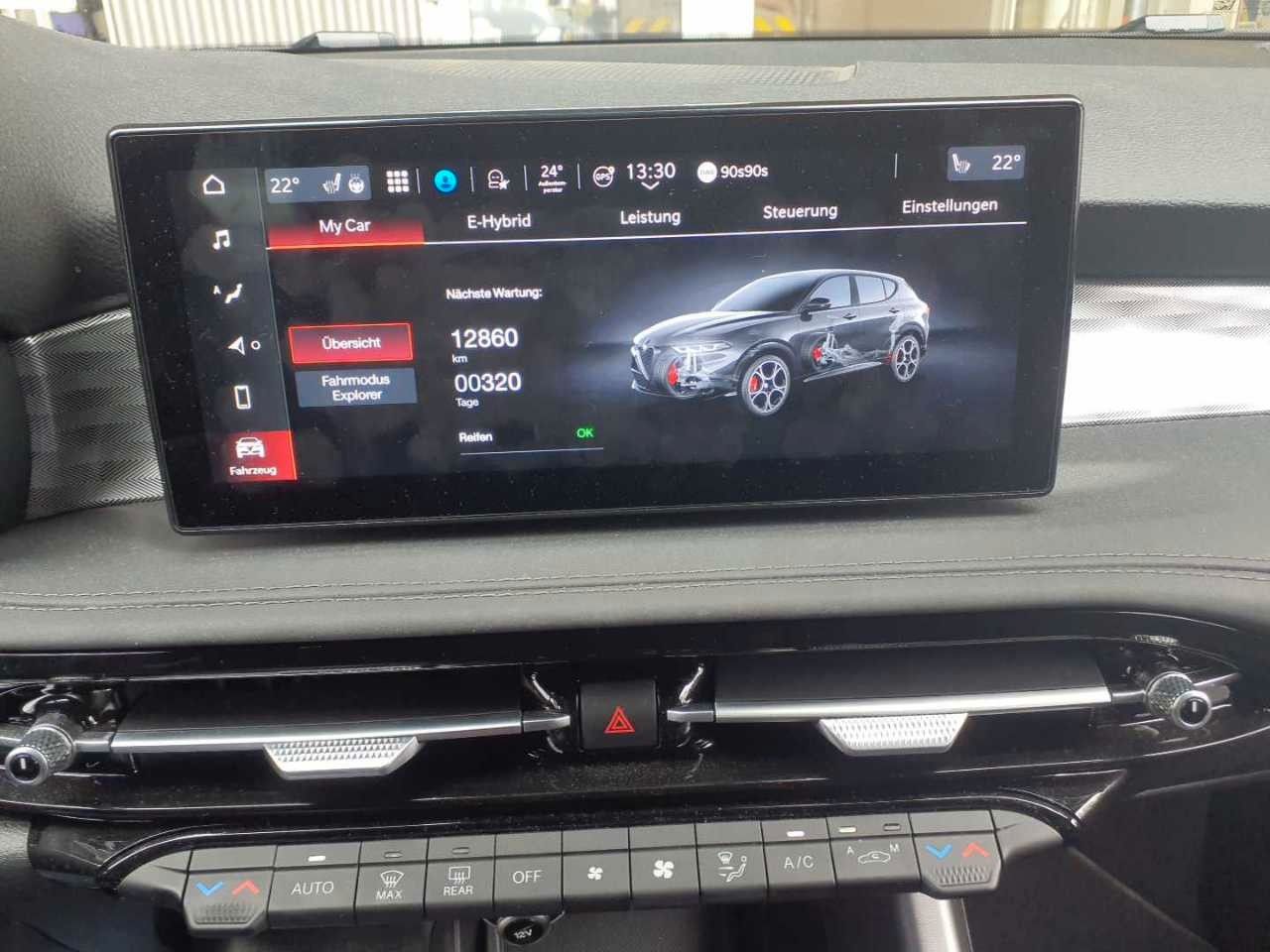 Alfa Romeo Tonale Veloce Plug-In-Hybrid Q4, Glasschiebedach