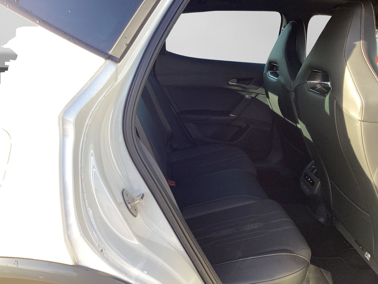 Cupra Formentor 2.0 TSI DSG VZ BEATS PANO AHK KAMERA