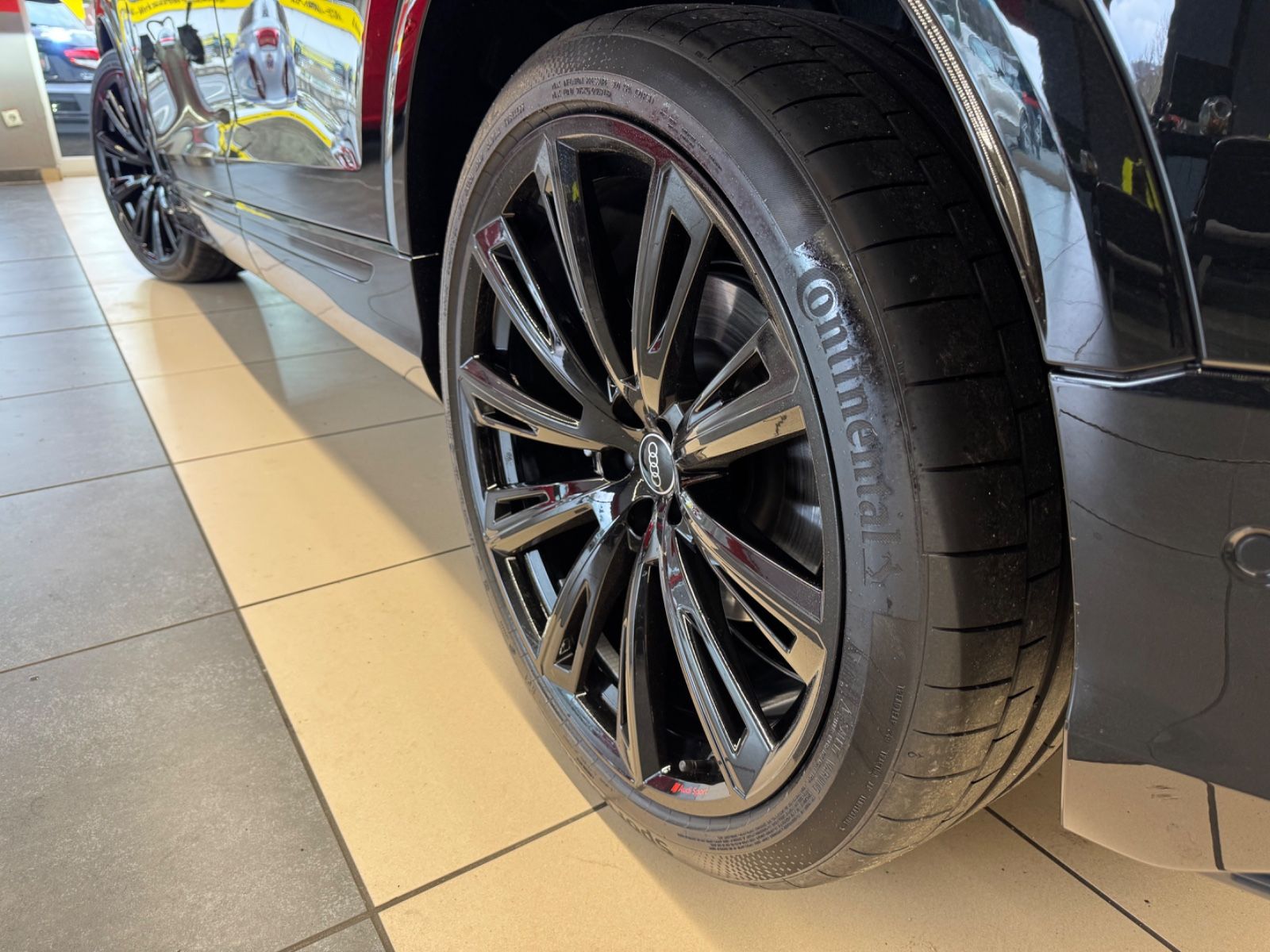 Audi Q8 50TDI S-Line/Black/23zoll/Allradlenk.Pano/B&0