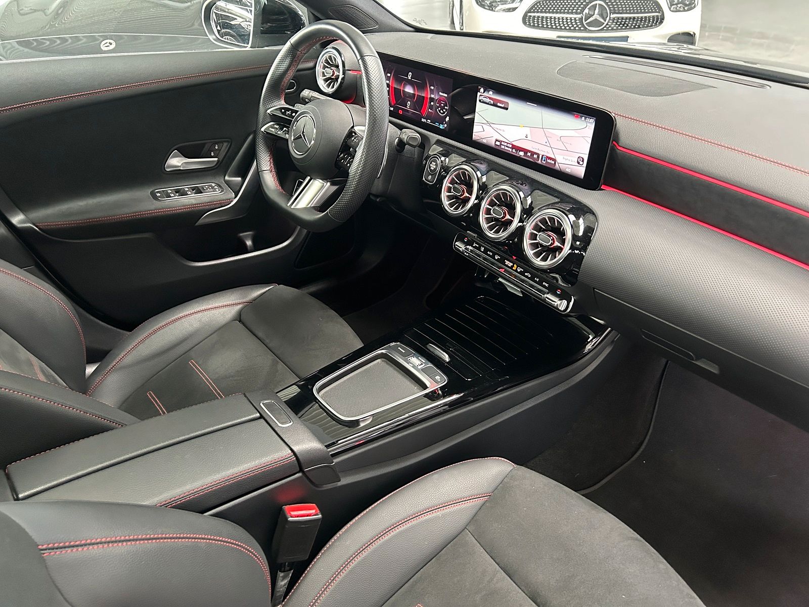 Mercedes-Benz CLA 250 4M AMG - Samsaru's Car Outlet