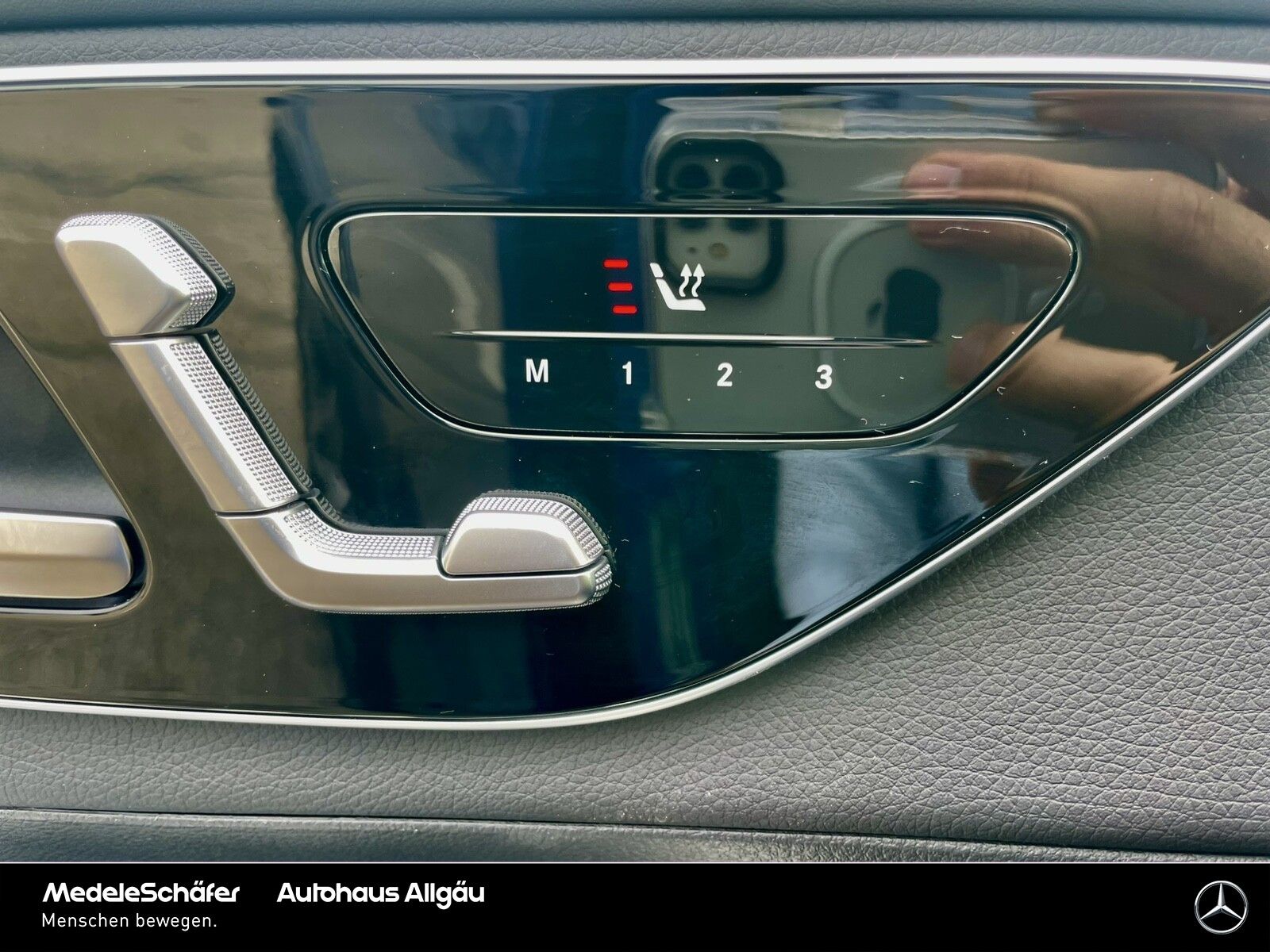Mercedes-Benz GLC 300 d 4M AMG Night AHK Distronic Pano 360°