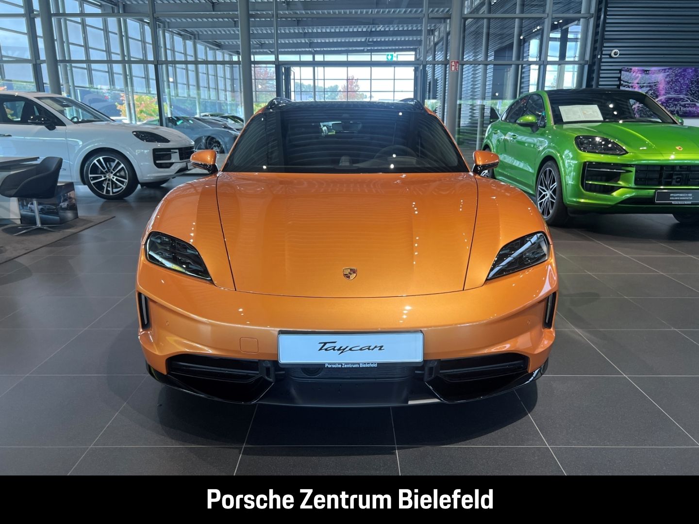 Porsche Taycan GTS Sport Turismo  Nordischgold Head-Up