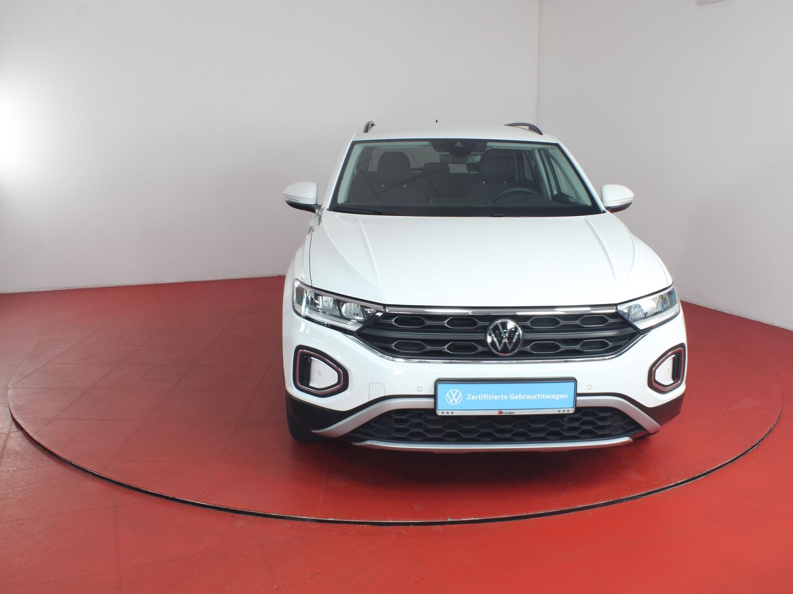 Volkswagen T-ROC Life 1.0TSI - Samsaru's Car Outlet