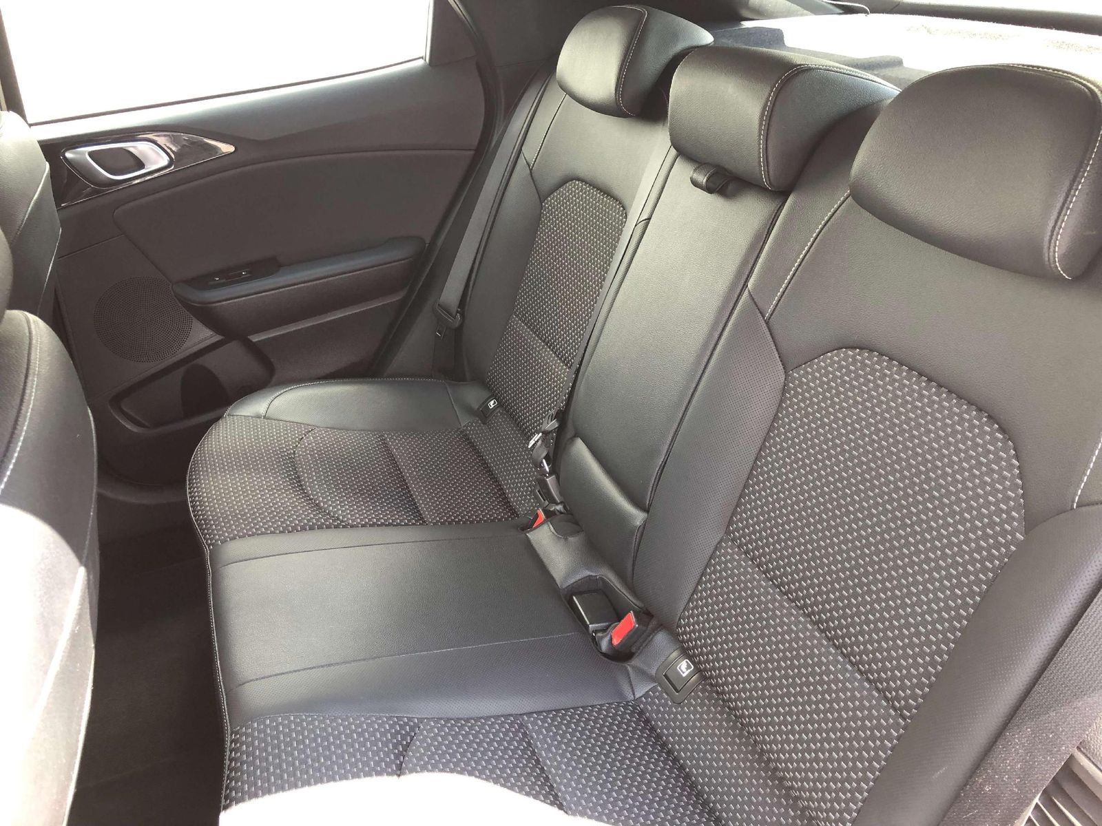 Kia XCeed Spirit PHEV - Samsaru's Car Outlet