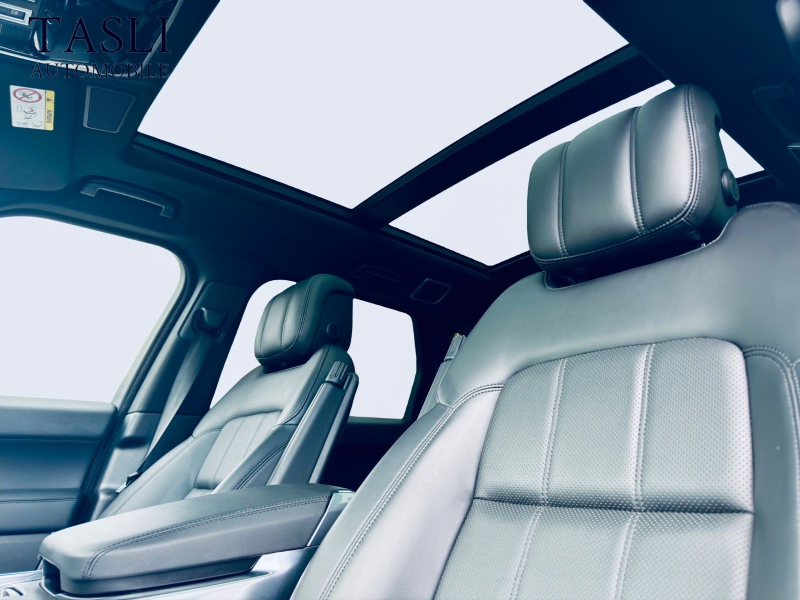 Range Rover Sport HSE Dynamic P400e BLACK - Samsaru's Car Outlet