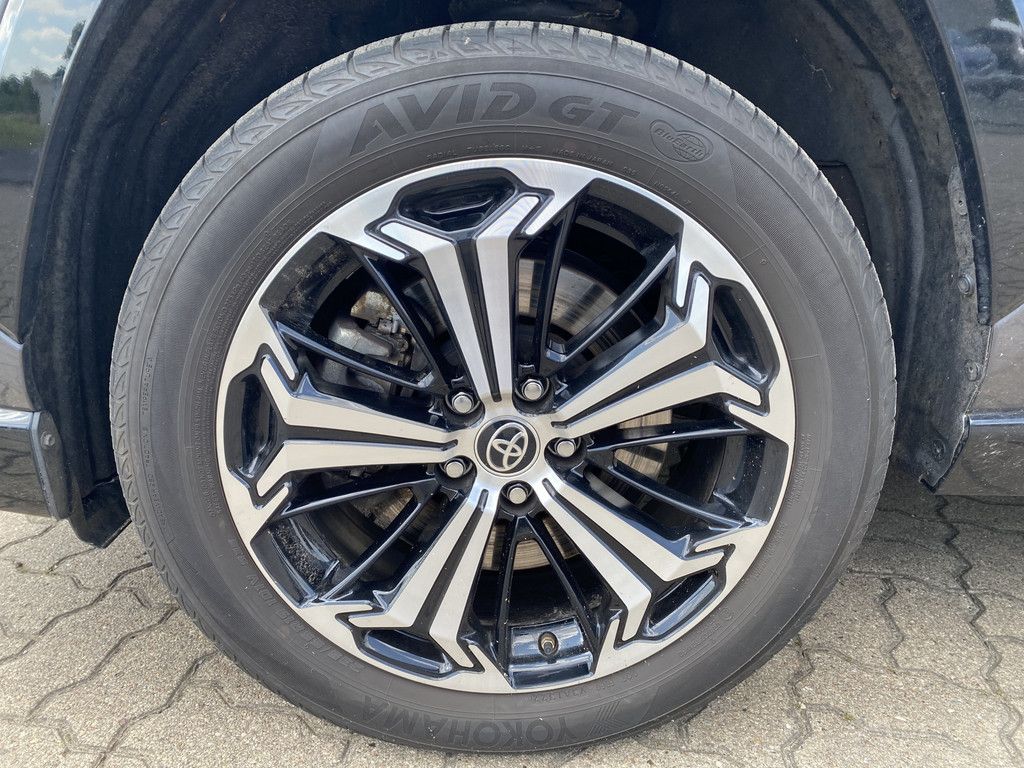 Toyota RAV4 2.5 Plug-in Hybrid 4x4 - Samsaru's Car Outlet