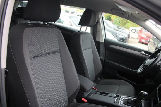 Volkswagen Passat Variant 2.0 TDI DSG - Samsaru's Car Outlet