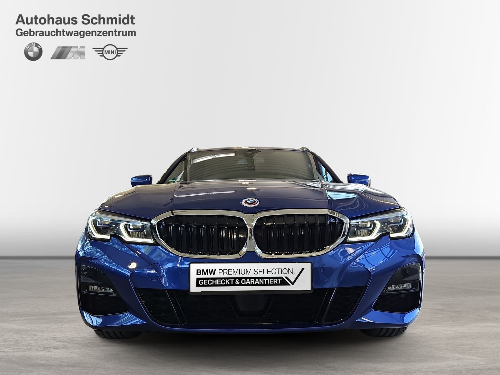 BMW 330e xDrive Touring M Sportpaket - Samsaru's Car Outlet