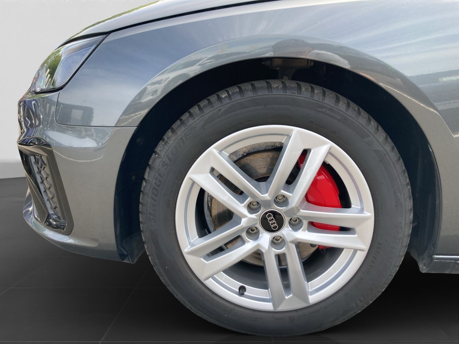Audi A4 Avant 40 TFSI Q 2x S LINE AHK LM19 MATRIX-LED