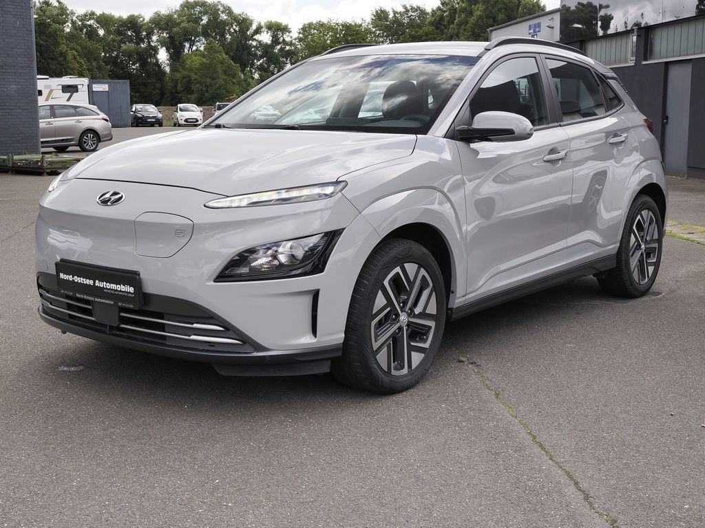 Hyundai KONA SELECT ELEKTRO 2WD - Samsaru's Car Outlet