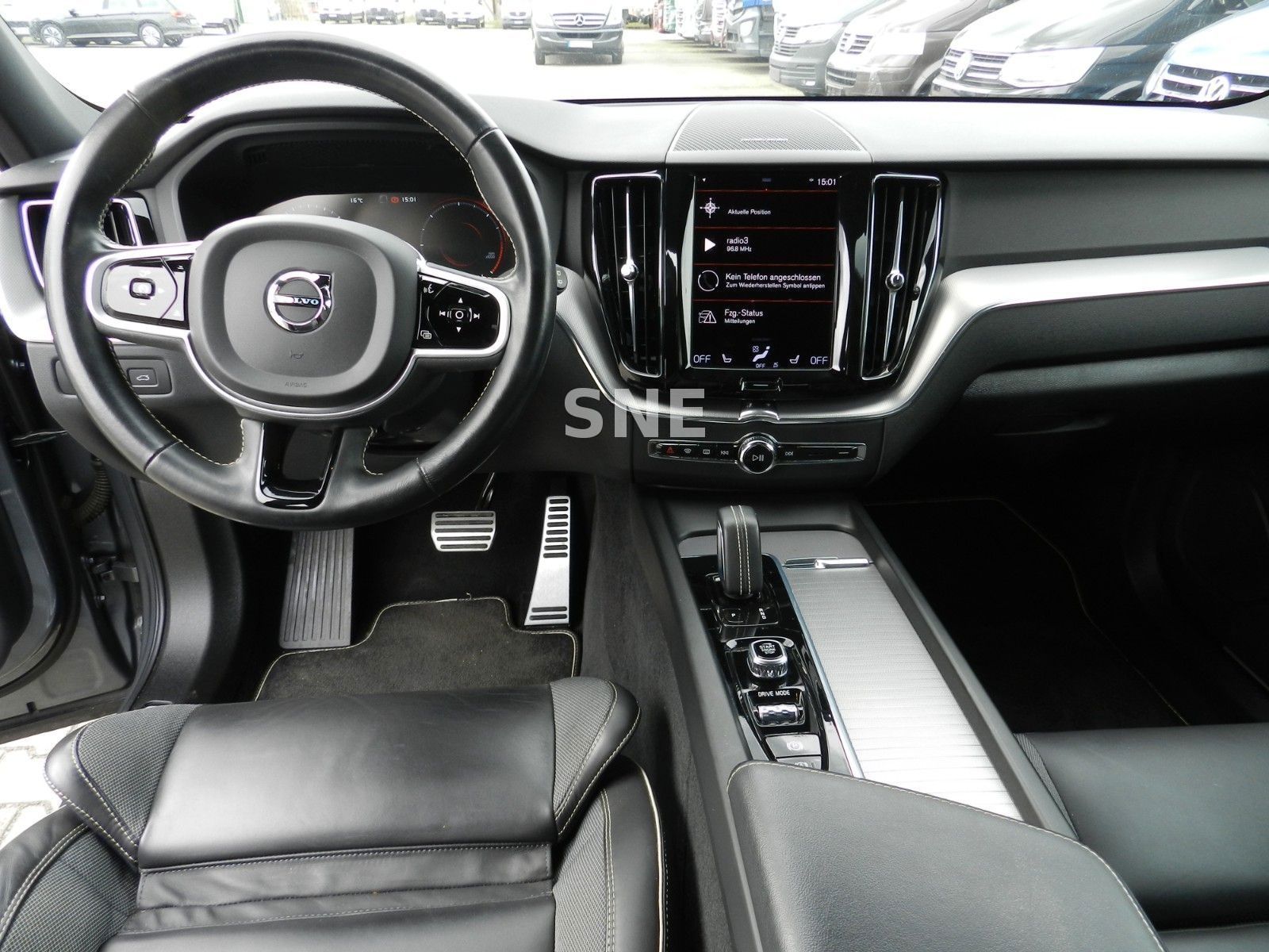Volvo XC 60 XC60 R Design AWD, Unfallfrei