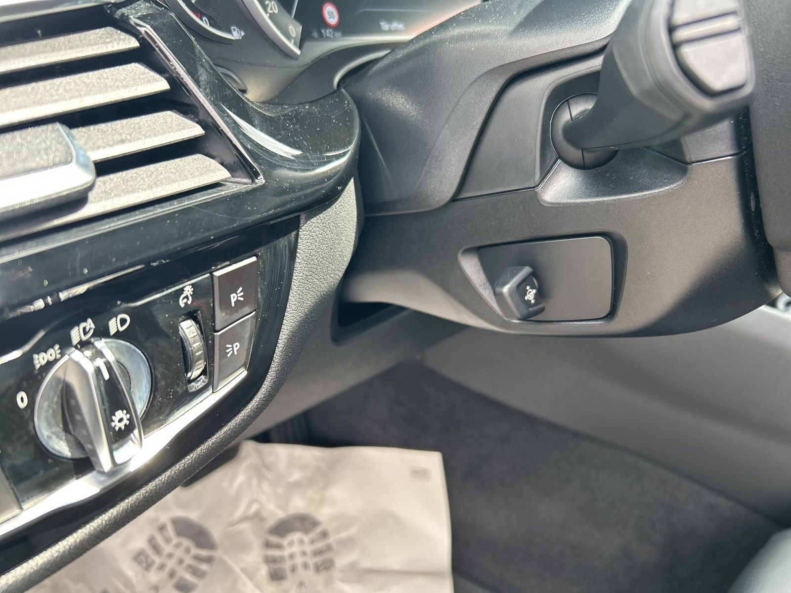 BMW 520d xDrive Limousine Head-Up LED Kamera Standhe