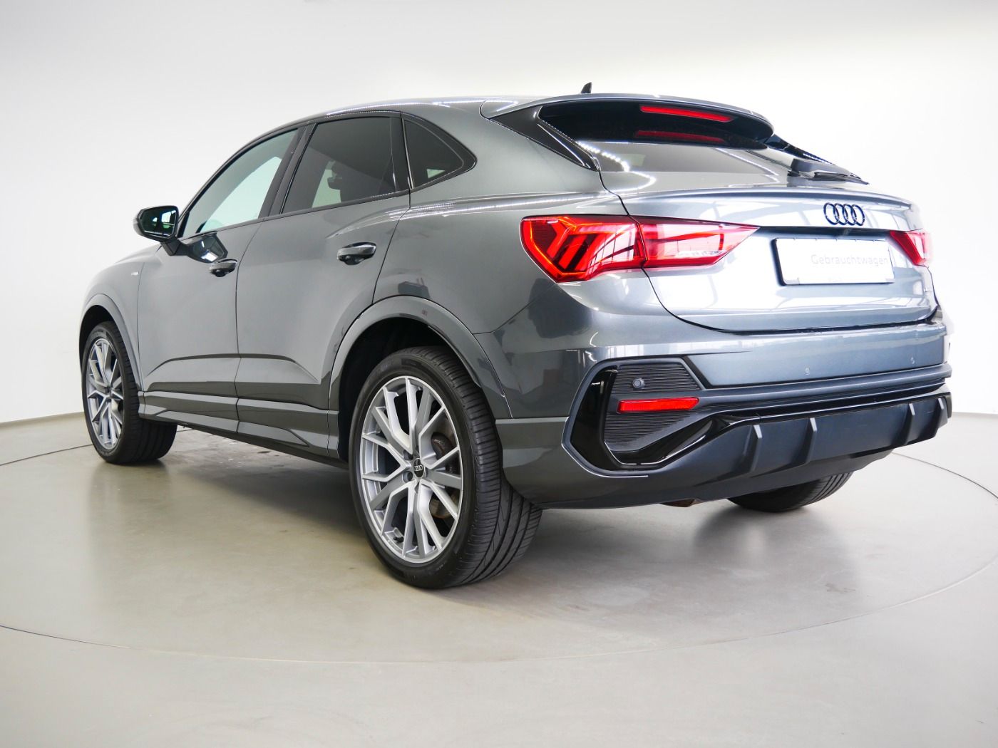 Audi Q3 Sportback 40 TDI quattro S line - Samsaru's Car Outlet
