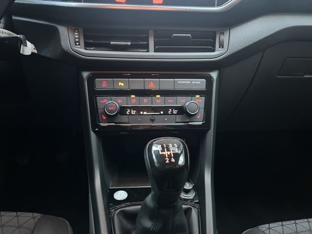 Volkswagen T-Cross 1.0 TSI Life - Samsaru's Car Outlet