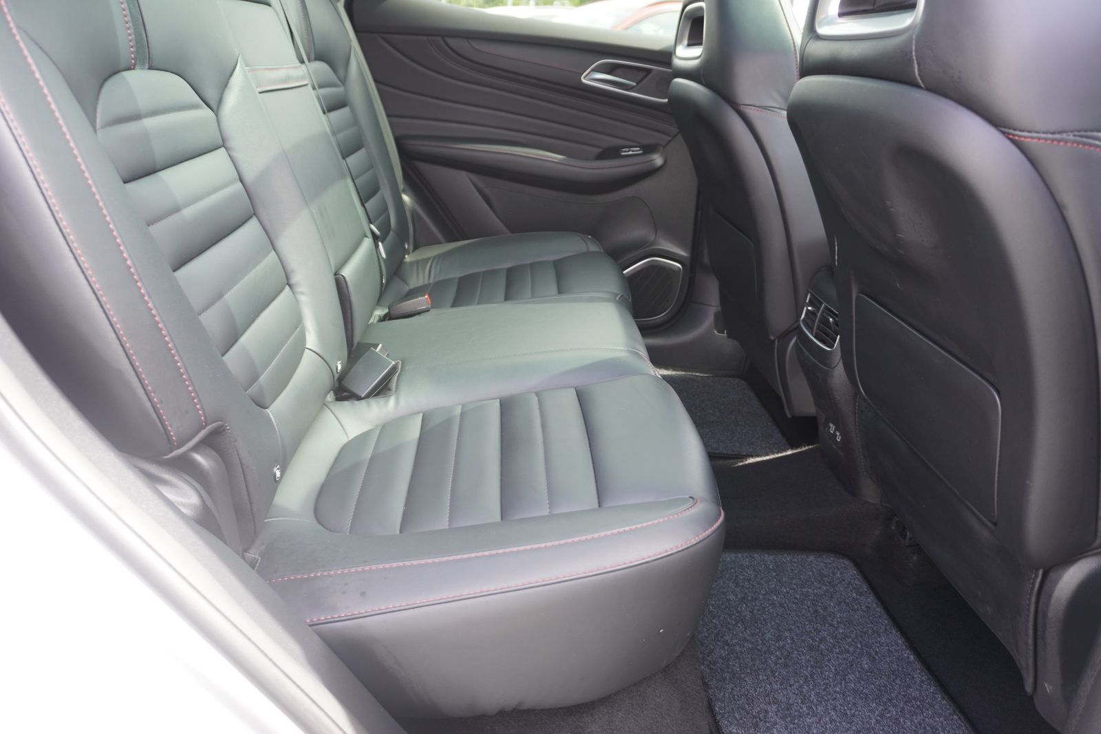 MG HS 1.5 T-GDI Luxury Aut. LED Navi Pano 360°