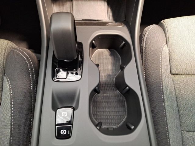 Volvo XC40 B3 Core - Samsaru's Car Outlet