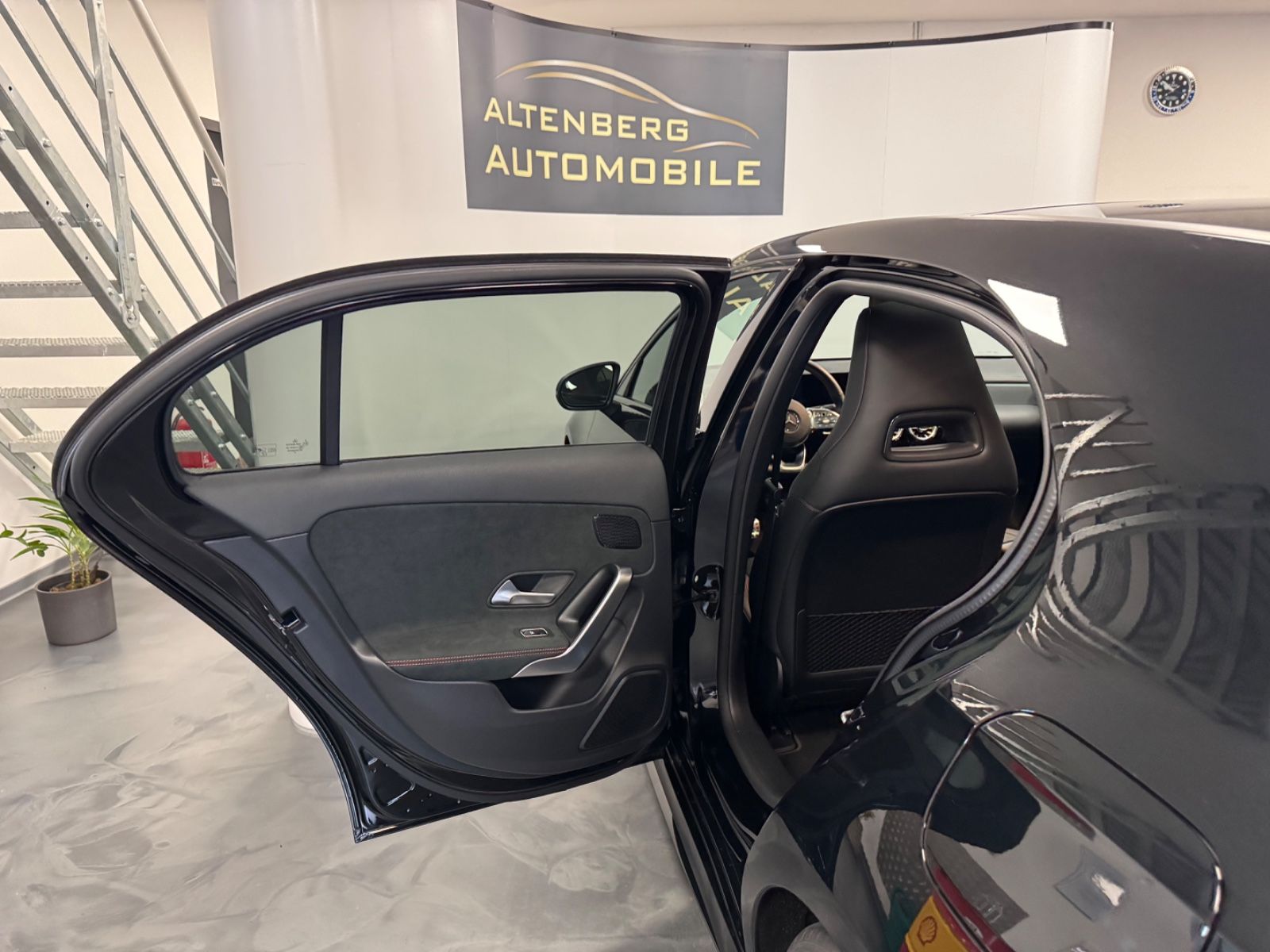 Mercedes-Benz A 200 AMG - Samsaru's Car Outlet