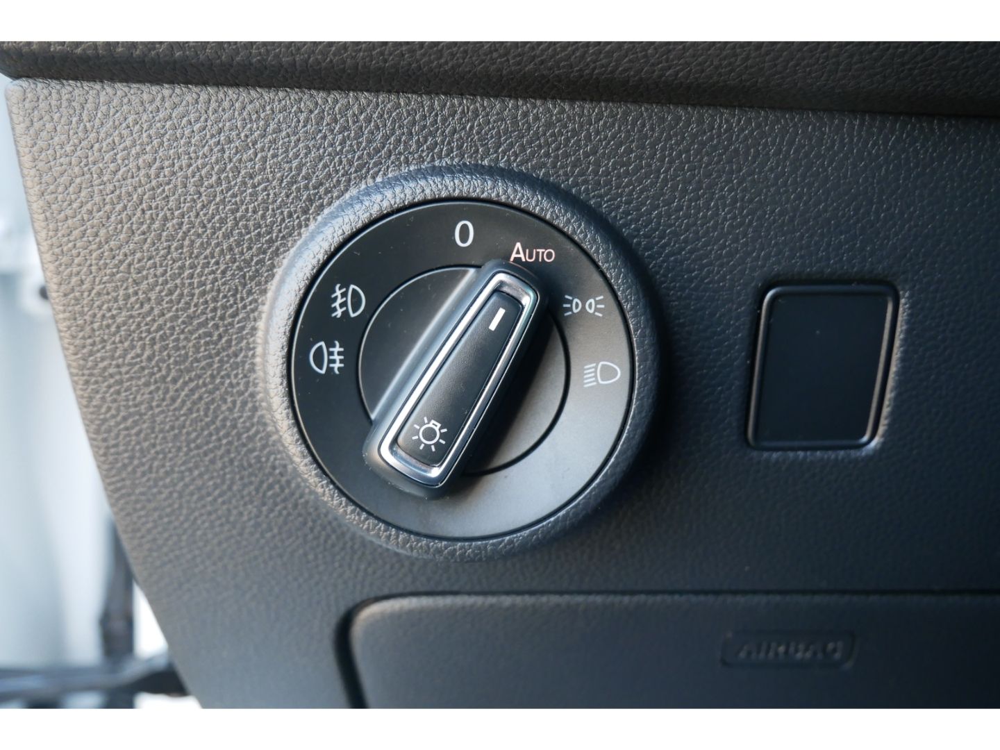Seat Ateca FR 1.5 TSI LED+Navi+CarPlay+Virtual+AHK+AC