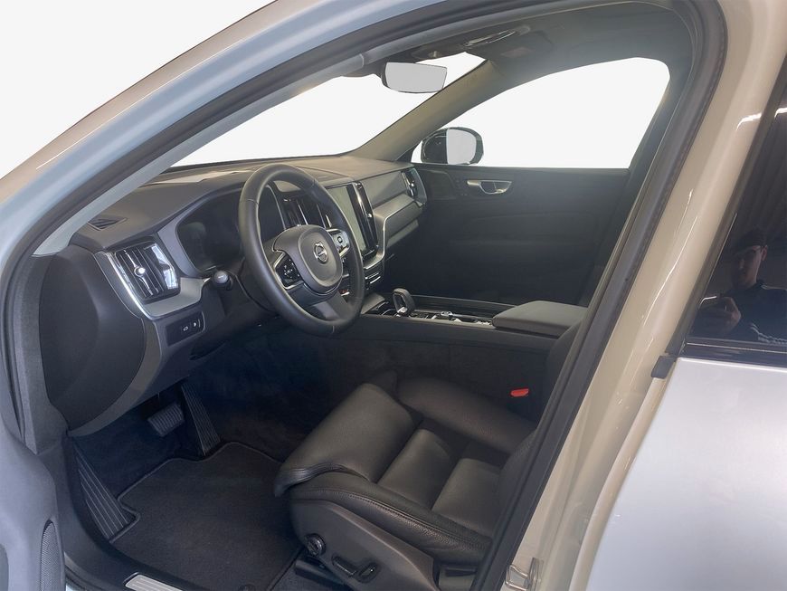 Volvo XC60 T6 AWD Plug-in Hybrid Plus Dark STDHZG