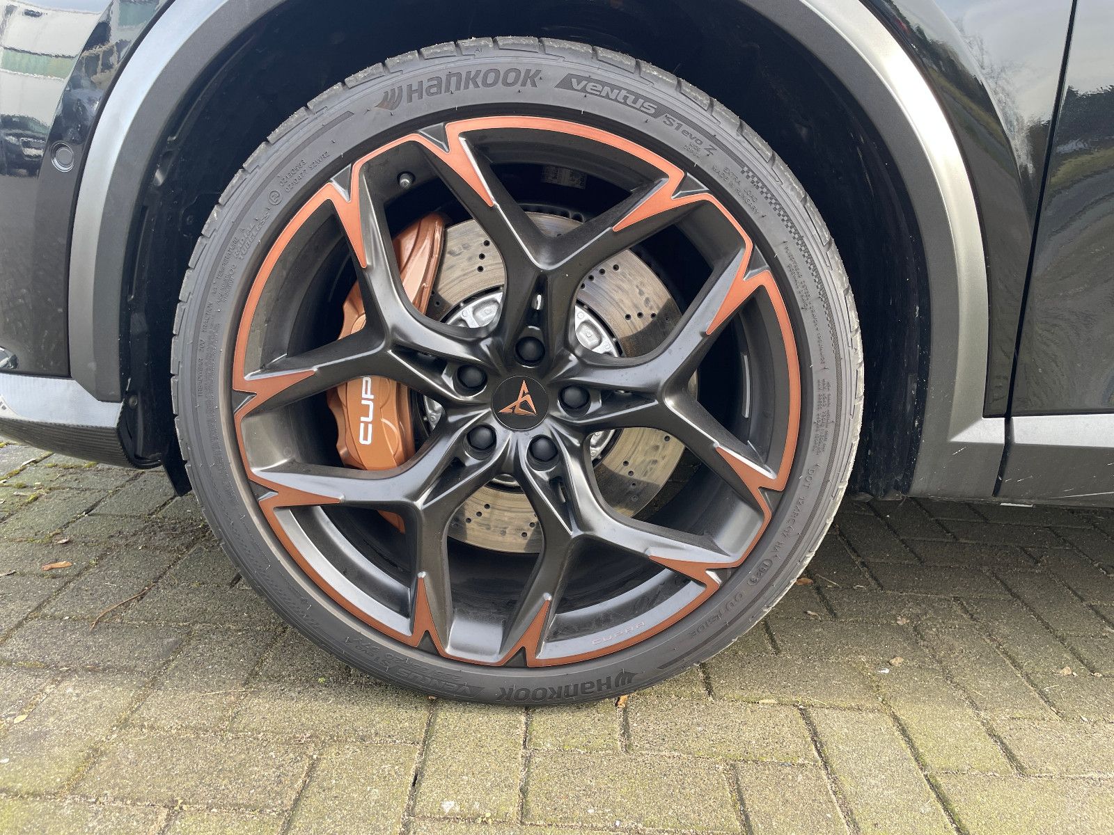 Cupra Formentor VZ5 4Drive - Samsaru's Car Outlet