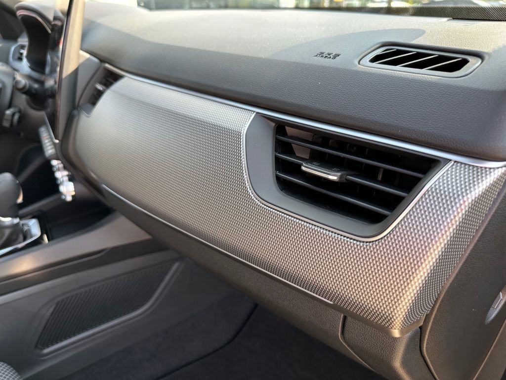 Renault Arkana TECHNO E-Tech Full Hybrid 145 - Samsaru's Car Outlet
