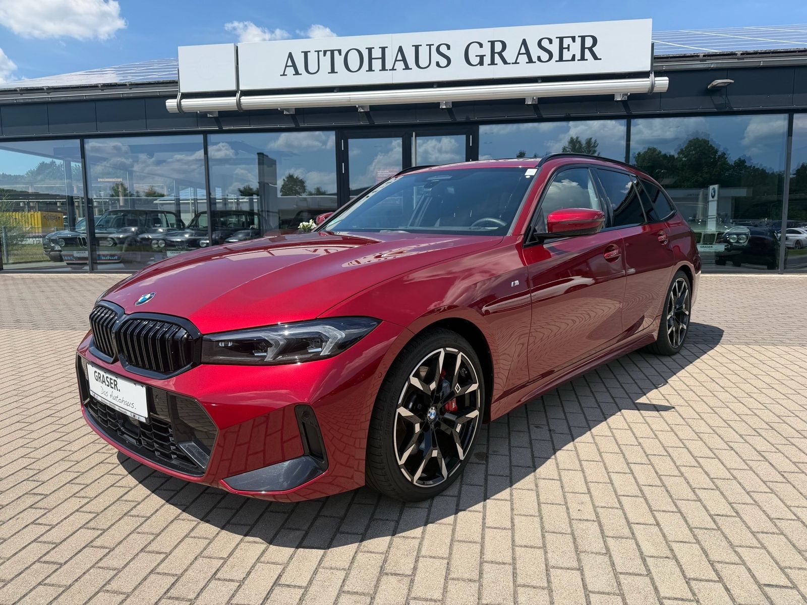 BMW 320d xDrive Touring M Sport Pro Head-Up AHK Pano