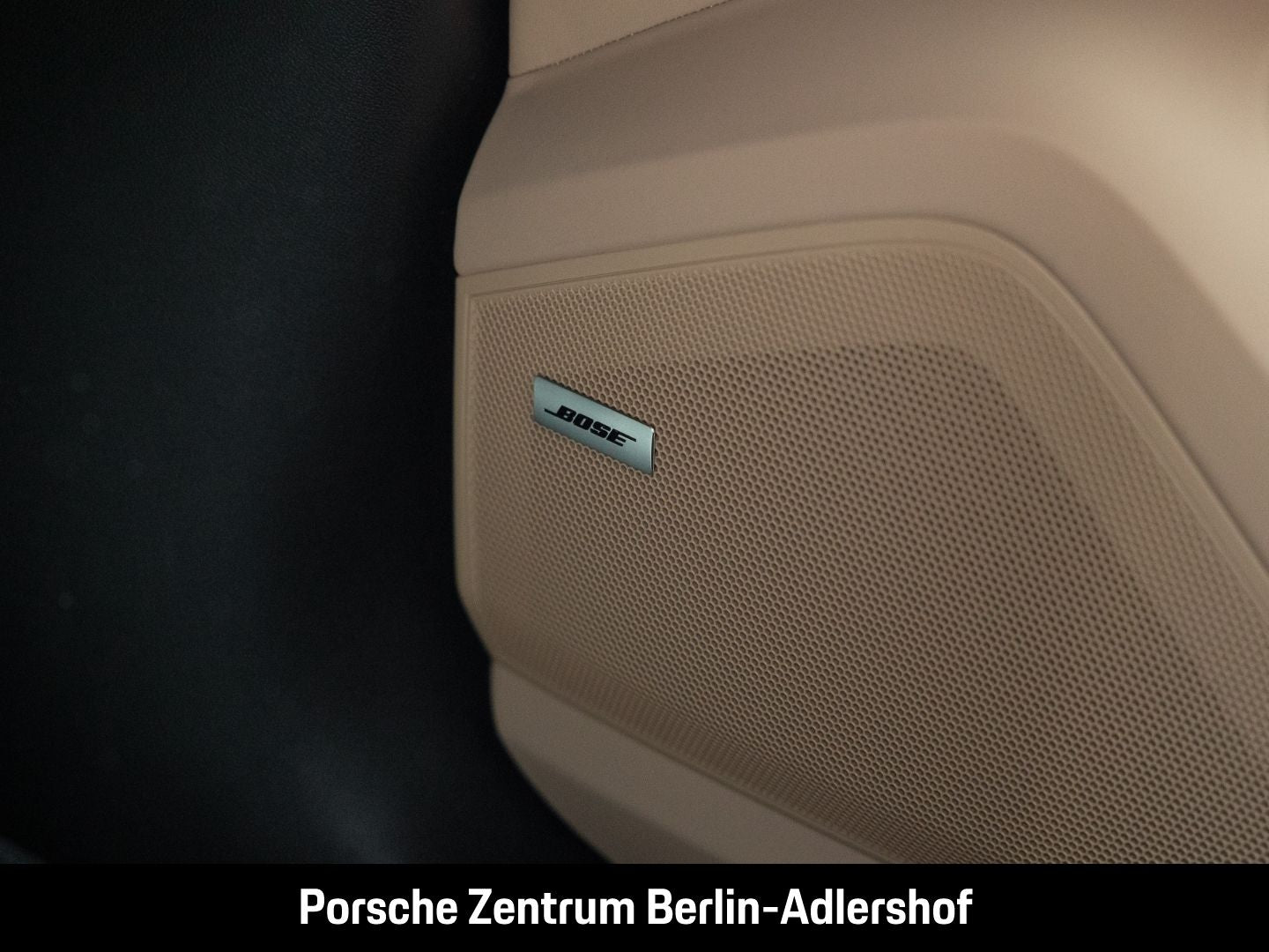 Porsche Cayenne E-Hybrid BOSE Sportabgasanlage Panorama