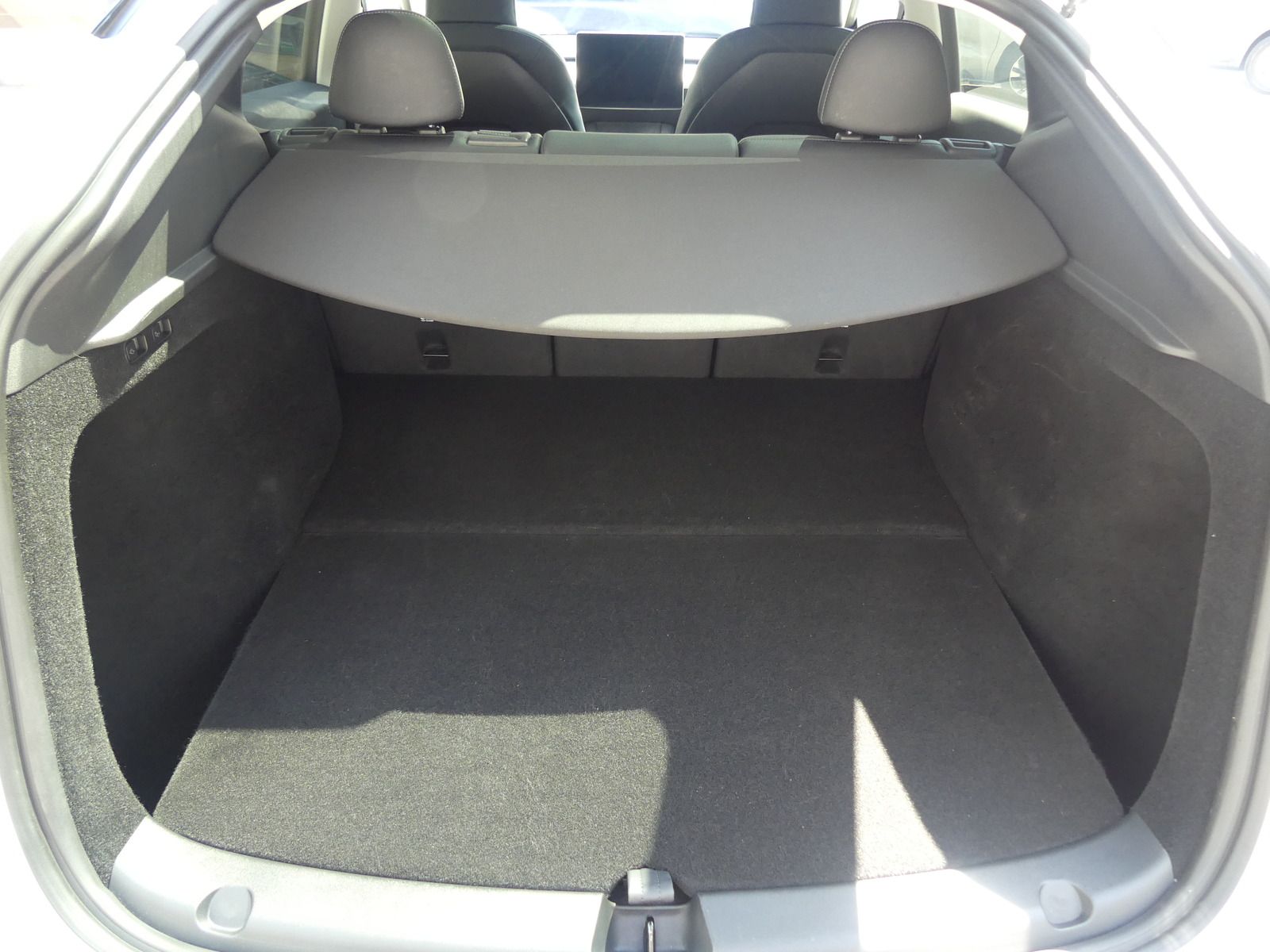 Tesla Model Y Performance Dual AWD LED/21ZOLL/AUTOPILO