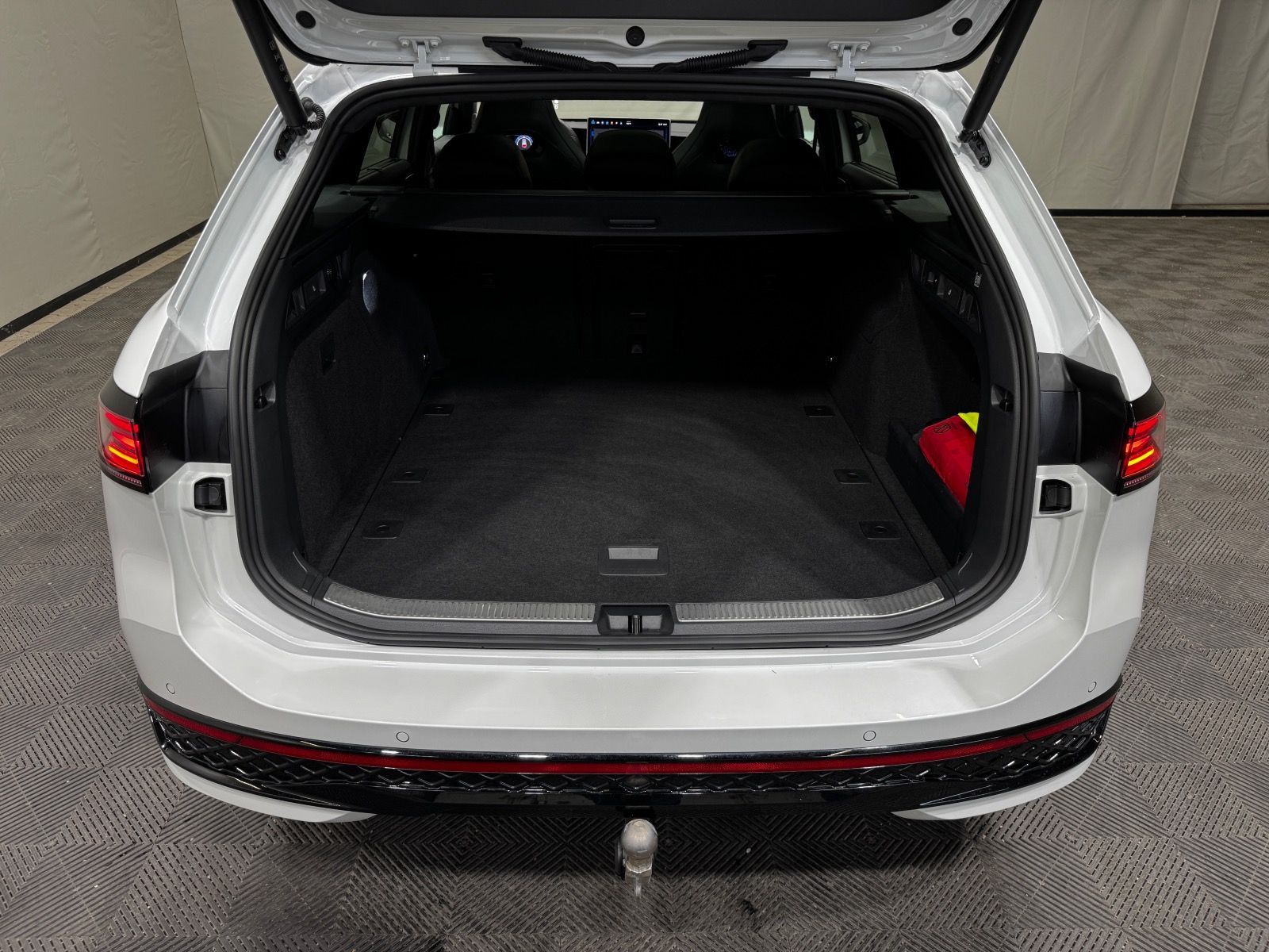 Volkswagen Passat Variant R-Line Signature 2.0 TDI DSG 4M
