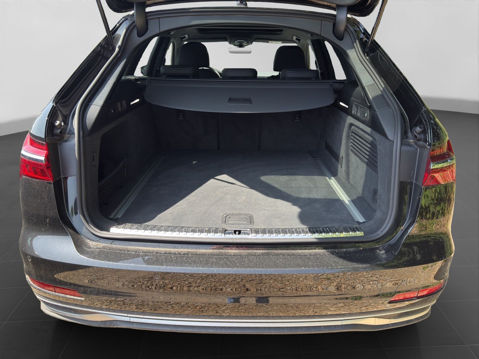 Audi A6 Avant 40 TDI Q ADVANCED - Samsaru's Car Outlet