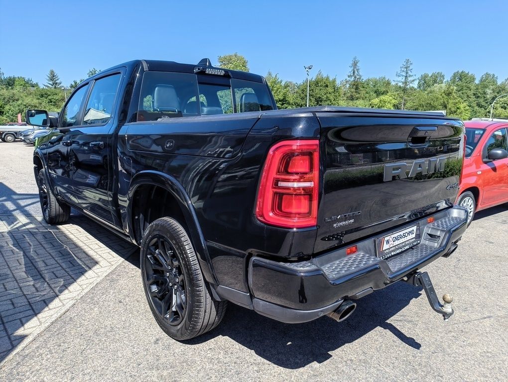 Dodge RAM 1500 Limited Night 3.0 l I6 HO 100