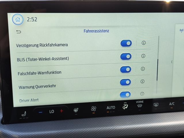 Ford Focus Active X AHK Fahrerassistenz-Paket Kamera