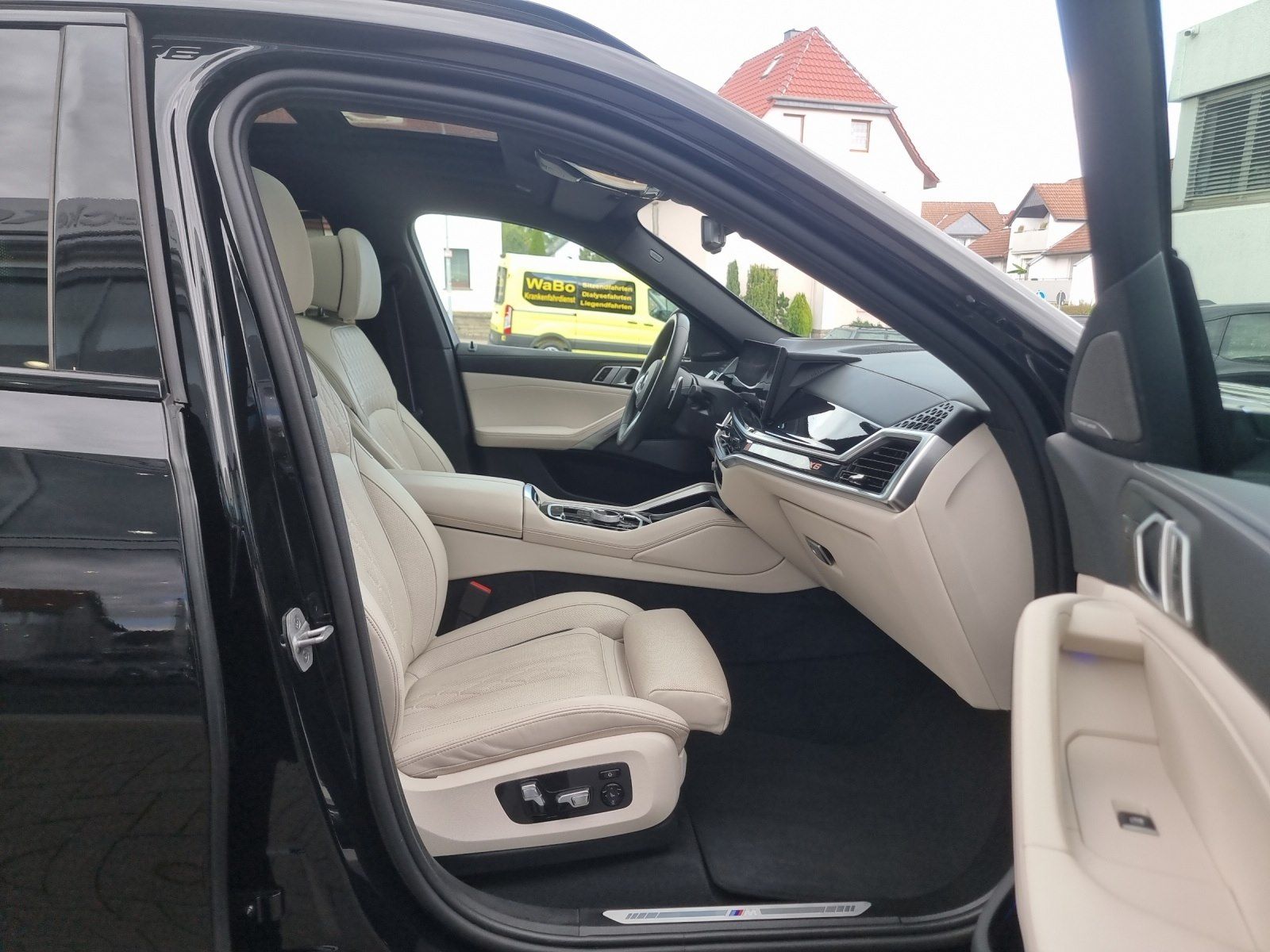 BMW X6 xDrive40d M Sport Pro | AHK | Komfortsitze |L