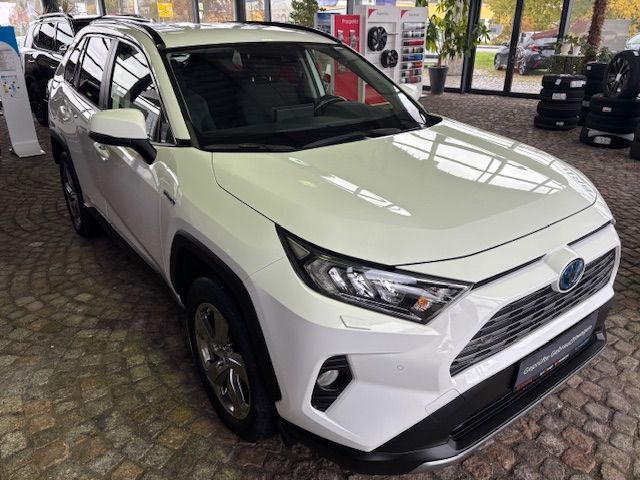 Toyota RAV 4 2.5 4x4 Hybrid Team Deutschland