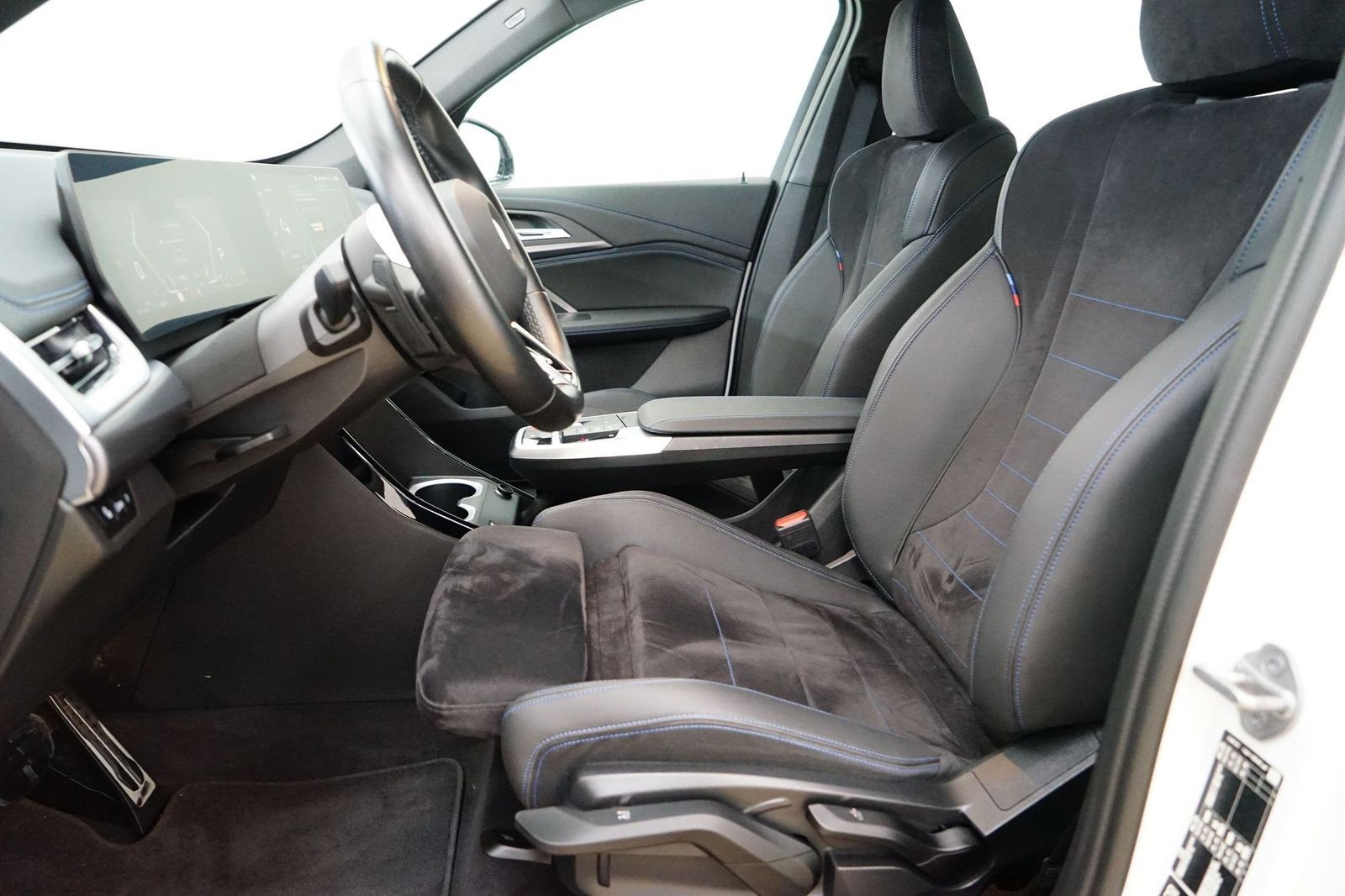BMW X1 xDrive23i M Sport - Samsaru's Car Outlet