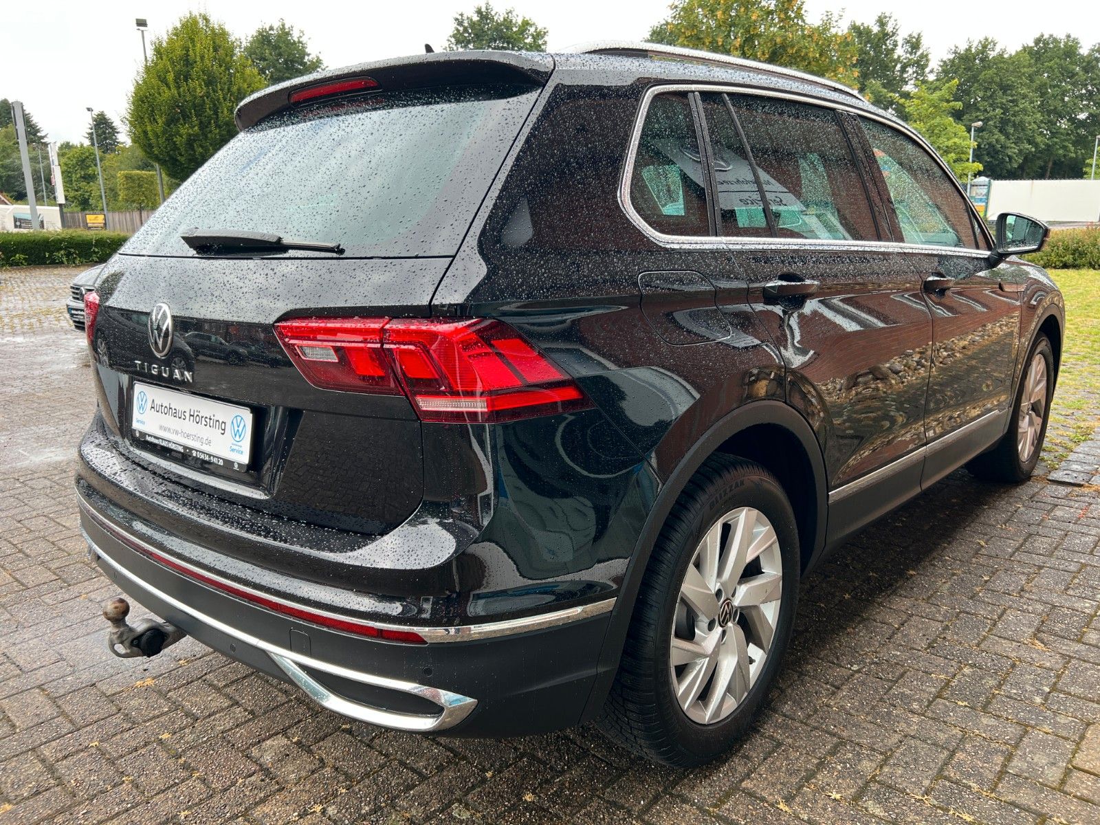 Volkswagen Tiguan Elegance TDi DSG - Samsaru's Car Outlet